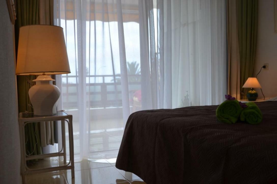 Apartment Sunflower プエルト・デ・サンティアゴ エクステリア 写真